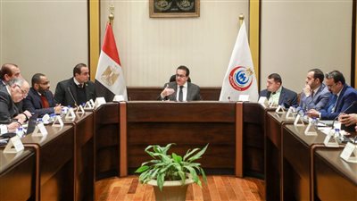 وزير الصحة يوجه ببدء تطوير وإعادة تأهيل المستشفيات القديمة بالقاهرة والجيزة والإسكندرية