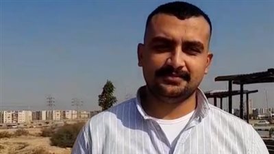  متطوع أنقذ 60 سيارة عالقة بمياه الأمطار بالشرقية: بنصح كل شاب إنه يساعد بدون مقابل | بث مباشر 