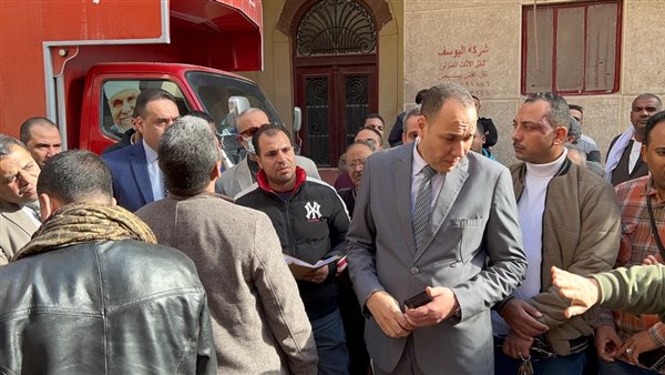 فريق من النيابة الإدارية