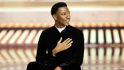 بسبب العنصرية.. جيرود كارمايكل مقدم حفل جوائز جولدن جلوب: أنا هنا بسبب بشرتي