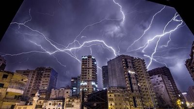 الأرصاد الجوية تحذر من العواصف الرعدية على القاهرة والمحافظات خلال الساعات المقبلة