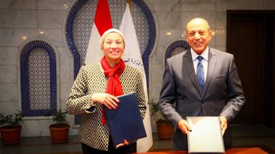 وزيرا البيئة والطيران المدني يوقعان بروتوكول تعاون لدعم العمل البيئي | صور