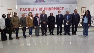 بعد إشادة المفوض الصيني.. ماذا قدمت الجامعة المصرية الصينية بالقاهرة؟