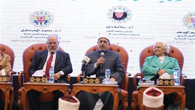 المشاركون في ندوة مجلة الأزهر يشيدون بقرار إلزام أعضاء هيئة التدريس بالجامعة التحدث بالفصحى