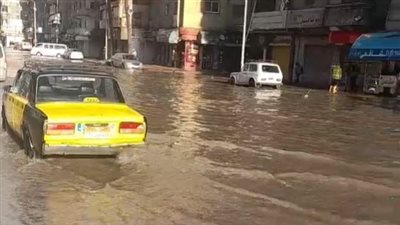 أمطار غزيرة تضرب الإسكندرية وتعطل الامتحانات.. والمحافظة ترفع الطوارئ | بث مباشر 