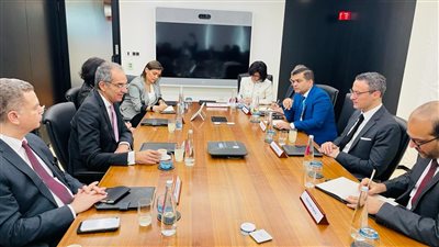 وزير الاتصالات يلتقي أعضاء عدد من الشركات الهندية لاستعراض الفرص الاستثمارية في مصر