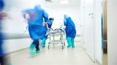 قصة إنقاذ حياة شاب مصاب بطعنة نافذة بالقلب في مستشفى شرق المدينة بالإسكندرية