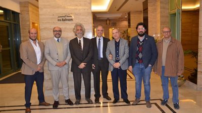 بحضور ممثلين عن البابا تواضروس.. نقابة أطباء القاهرة تحتفل بعيد الميلاد المجيد 