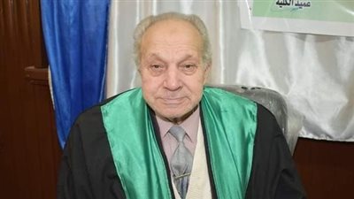 وفاة الدكتور صلاح عبد العزيز رئيس قسم اللغويات بكلية اللغة العربية بالمنصورة 