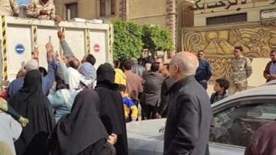 الشرقية تبيع كراتين غذاء تحيا مصر بـ نصف الثمن | صور