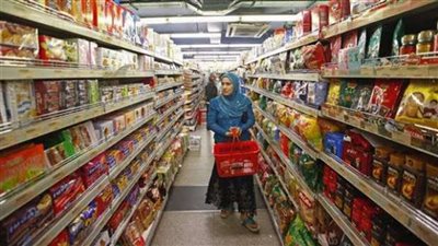 انخفاض ملحوظ في أسعار 3 سلع غذائية بالأسواق.. وزجاجة الزيت تتراجع 10 جنيهات 