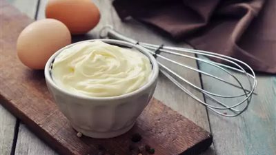 ولاية هندية تحظر إنتاج المايونيز بعد ارتفاع وفيات التسمم الغذائي