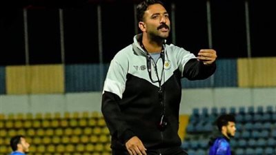 ميدو: زيزو النقطة المضيئة في موسم الزمالك الكارثي.. وأوسوريو هيتجنن بسبب الموسم الجديد