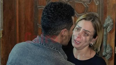 محمد رمضان يقدم واجب العزاء في وفاة والد ريم البارودي بمسجد الصديق | بث مباشر