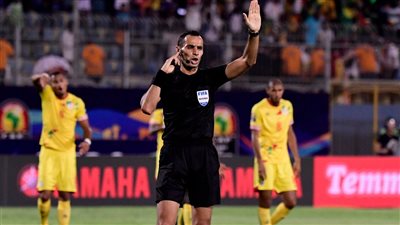 مشاركة الجزائري مصطفى غربال.. فيفا يعلن حكام كأس العالم للأندية