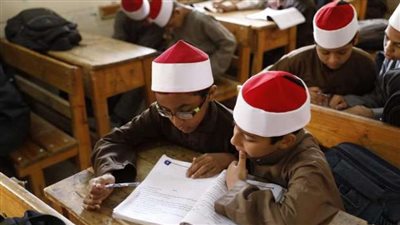 طلاب الشهادتين الابتدائية والإعدادية يؤدون ثاني أيام امتحانات الفصل الدراسي الأول 2023 | بث مباشر