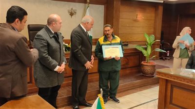 محافظ الجيزة: عملي لا يزيد أهمية عن عمل عامل النظافة.. ونعمل جميعًا على خدمة الوطن