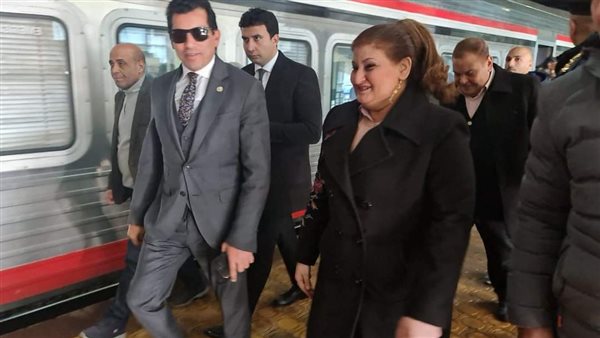 جانب من زيارة وزير