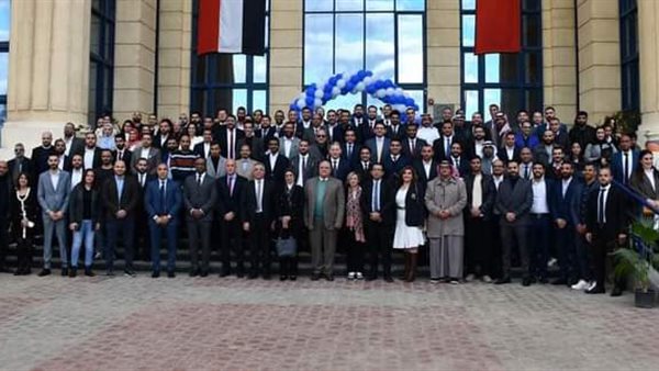 جامعة القاهرة تفتتح