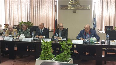 رئيس هيئة تنشيط السياحة يلتقي أعضاء لجنة السياحة والطيران بجمعية رجال الأعمال المصريين | صور