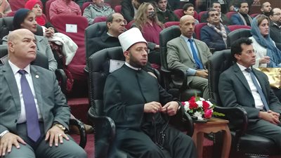 أسامة الأزهري في حفل تكريم منشد الشارقة: مصر رويت أرضها بمعاني المحبة لله ورسوله