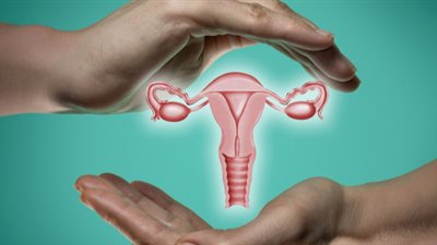 بريطانيا تستعد للتخلص من سرطان عنق الرحم بحلول 2040 عبر برامج التطعيم