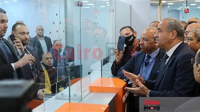 لتوفير أعلاف الدواجن.. وزير التموين يعلن مناقصة لتوريد الذرة الصفراء لهيئة السلع التموينية 