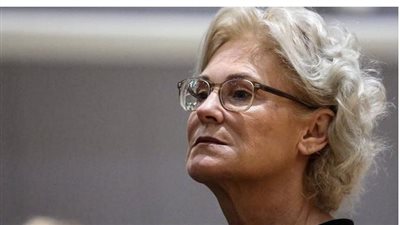 استقالة وزيرة الدفاع الألمانية بعد تصوير ابنها داخل مروحية عسكرية