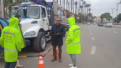 بعد تحذير الأرصاد.. الجيزة: تمركز معدات وفرق الشفط للتعامل الفوري مع أي هطول للأمطار