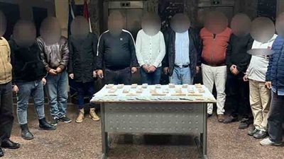 القبض على عصابة انتحلت صفة رجال شرطة واستولت على أموال مواطن بطريق جمصة - دمياط