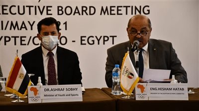 الرياضة واتحاد الكرة ينعيان والدة هشام حطب رئيس اللجنة الأولمبية 