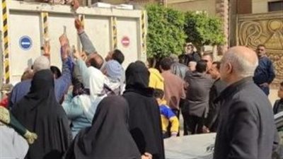 طرح 800 كرتونة مواد غذائية تحيا مصر بـ نصف الثمن للمواطنين بالشرقية