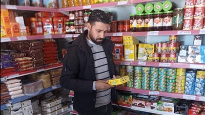 إعدام 243 كجم أغذية منتهية الصلاحية في أبو دريس وأبو زنيمة بجنوب سيناء