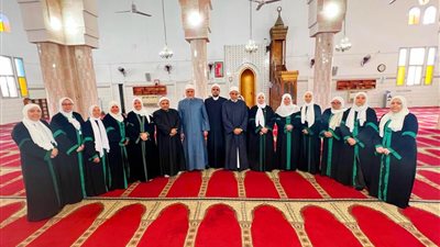 وسط حفاوة وإقبال كبير.. انطلاق قافلة الدين يسر الدعوية للواعظات بمدينة الأمل بالقاهرة