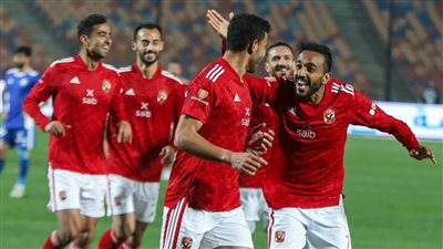 الأهلي يدرس المطالبة بإخضاع لاعبي القطبين لتحاليل منشطات قبل مباراة القمة 