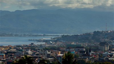 زلزال قوي يضرب إندونيسيا.. وتحذيرات من موجات تسونامي خطيرة