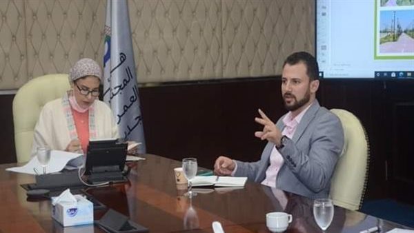 صورة لاجتماع سابق