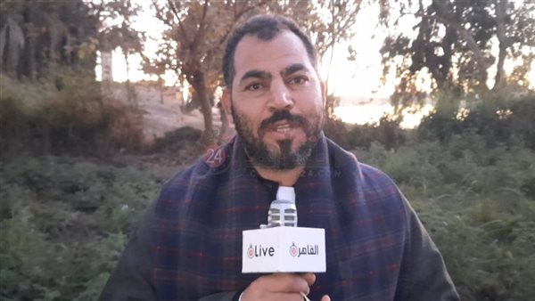 احد مزارعي النباتات