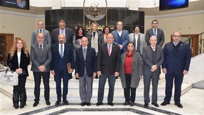 جامعة حلوان توقع مذكرة تفاهم مع الأكاديمية العربية للعلوم والتكنولوجيا والنقل البحري