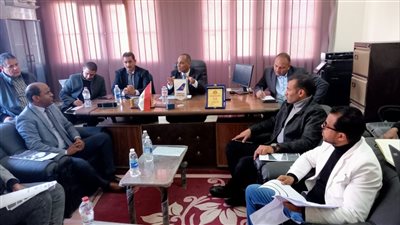 القوى العاملة تنسق مع برنامج الأغذية العالمية بدء دورات مجانية بمجال الطاقة الشمسية في قنا