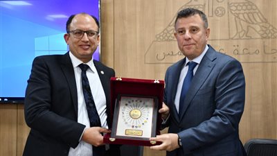 توقيع برتوكول تعاون مشترك بين جامعتي حلوان وعين شمس