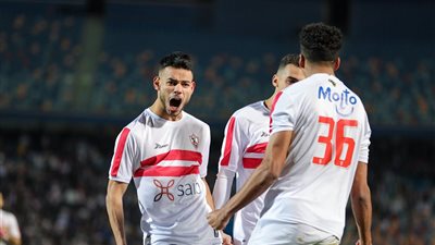 دونجا يؤازر لاعبي الزمالك أمام المقاولون