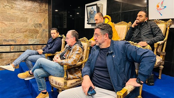 فيتوريا وجهاز منتخب