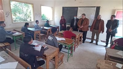 محافظ شمال سيناء يؤكد انتظام سير امتحانات الشهادة الإعدادية 