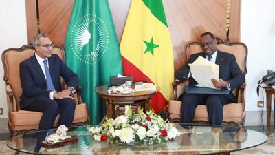 سفير مصر يقدم أوراق اعتماده لرئيس السنغال