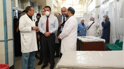 وزير الصحة يتفقد 3 مستشفيات ومكتب صحة المنيل بالقاهرة.. ويوجه بتطوير طوارئ الساحل التعليمي 