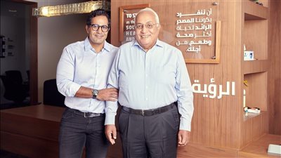 الإفراج عن رجل الأعمال صفوان ثابت ونجله سيف | بث مباشر