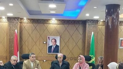 وكيل تعليم القليوبية تترأس غرفة عمليات الشهادة الإعدادية 