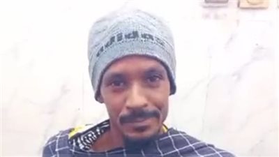 شاب يضحي بحياته لإنقاذ فتاة من أسفل عجلات القطار بأسوان: بتر ذراعي وانكسر عمودي الفقري ومش ندمان على اللي عملته | بث مباشر