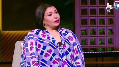 صفوة: شعري وقع بالكامل وجالي اكتئاب قبل طلاقي الأخير.. وكنت بلبس باروكة